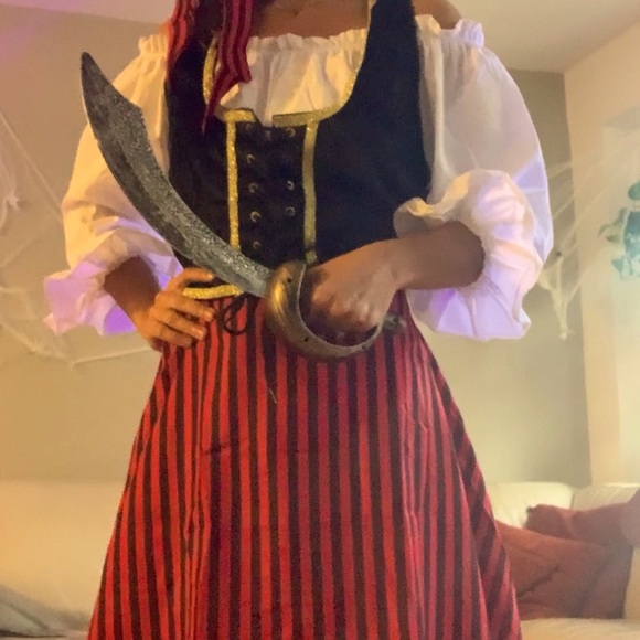 Pirates- couple’s costume